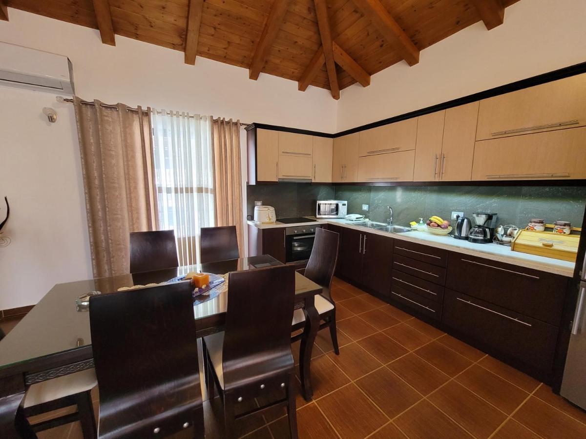 קסאמיל Villa Jiota מראה חיצוני תמונה